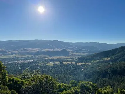 Relaxing Meditation - Finding Presence And Light In The Body