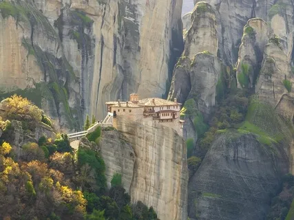 Monastery - Relaxing Piano Improvisation 