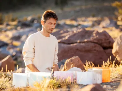 Relaxing Sound Meditation With Crystal Bowls