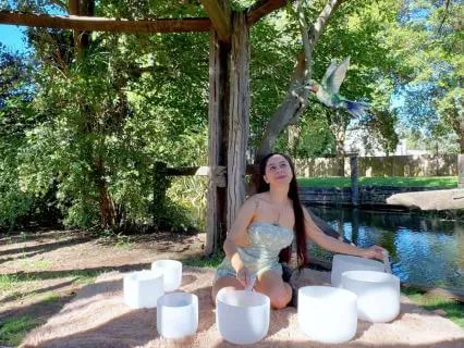 Relaxing Sounds with Crystal Bowls | 15 Min Calm & Focus