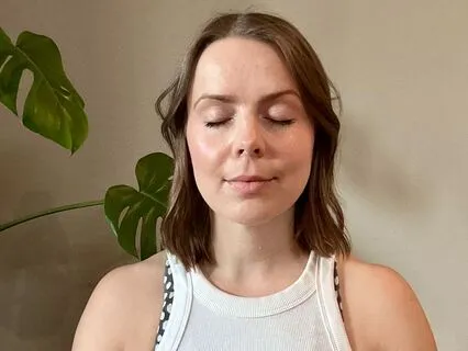 Release Anxiety & Stress With This 10 Minute Meditation