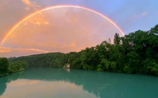 Release Blocks To Abundance: Rainbow Light Bubble