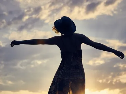 Release Shame: Immersive Practice With Light Language