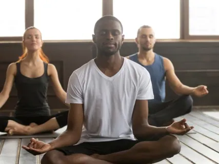 Remembering & Manifesting In Community 