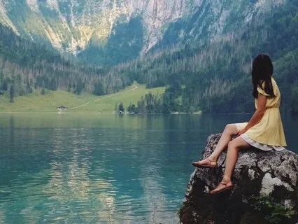 Repeating Relaxing Affirmations To Embrace Self-Love