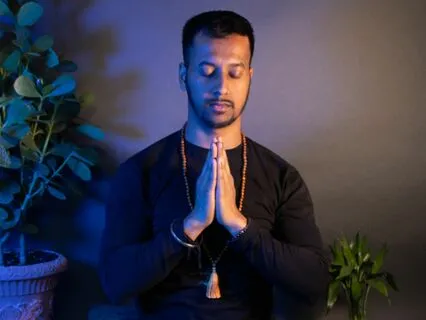 Reprogram Your Money Beliefs - Money Affirmations