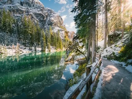 Reprogram Your Subconscious While You Sleep For Confidence