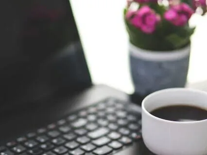 Reset And Recharge: A 5-Minute Work Break Practice