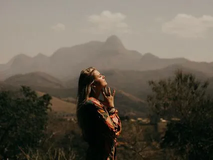 Reset Anxiety With 4-7-8 Breathwork: A Quick Calming Track