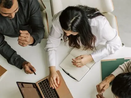 Break The Habit Of Playing Small | Reset For Leaders