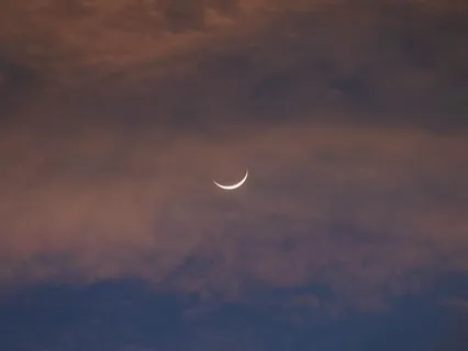 Restful Moonlight: Ambient Music & Binaural Beats For Sleep