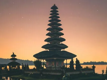 Rising, Falling (20 Minutes)