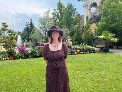 Roly Poly, A Story About A Cat - Introduction