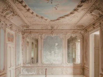 Room 2 The Mirror Room: Seeing Without Judgment