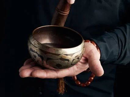 Root Chakra Healing - Crystal Singing Bowl & Vocals For Grounding & Security