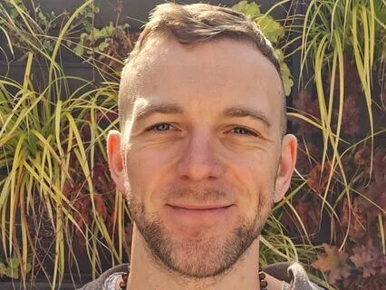 S.T.O.P. Detach From Autopilot & Respond Authentically