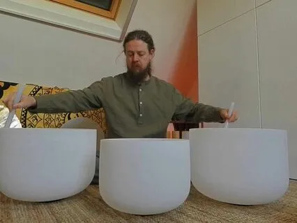 Sacral Chakra Harmonization: Crystal Singing Bowl Healing