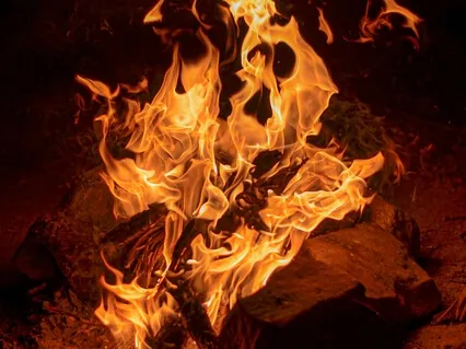 Sacred Fire / Fuego Sagrado