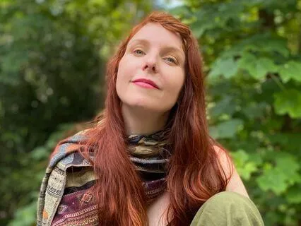 Sacred Pause: Honouring Presence And Creative Flow