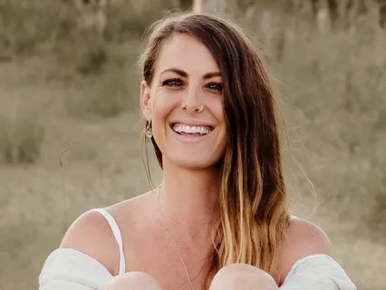 Safe To Expand Meditation With Binaural Beats (6hz)