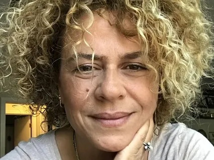 Sakin | Rahat Yönlendirmeli Meditasyon