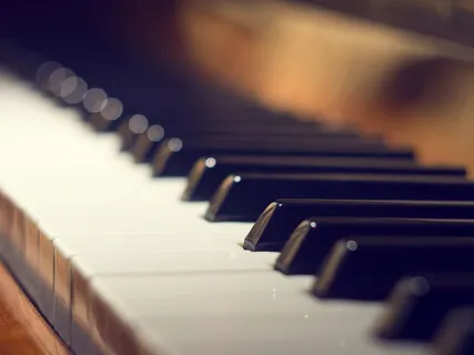 Scarlet To Violet - Emerald Heart