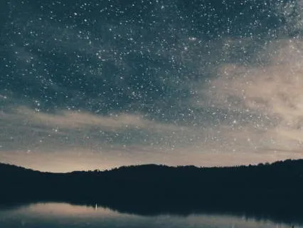 Schlaf-Affirmationen: Abschließen, Einschlafen & Erholen