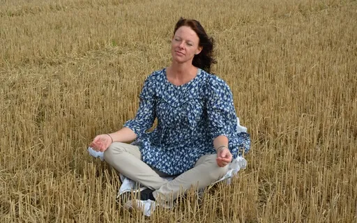 Science-Backed 10 Minute Body Scan For Boosting Mood & Focus