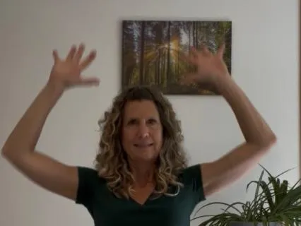 Seated Knee Lifts And Overhead Reach