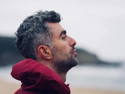 Seeing Your Relationship Patterns Without Blame