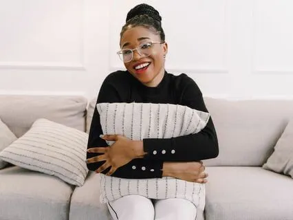 Self Hug: A Short Meditation For Calming The Nervous System