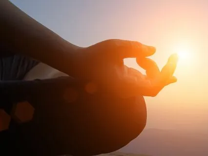 Senses Awakening With Megan Ross (10 mins)