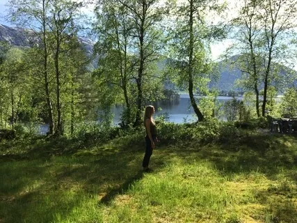 Sensory Nature Reconnection Meditation Through Olfactory