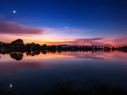 Serenity Sleepscape: Unwind With Gentle Tones