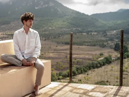 Setting Boundaries - Mindful Reflection 