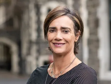 Shankar Vedantam & Dr. Lucy Hone On The Hidden Brain Podcast