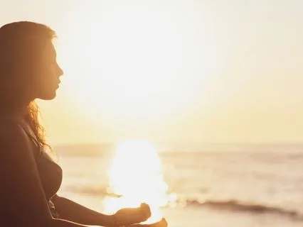 She Awakens Her Body With Love - Body Wisdom Collection