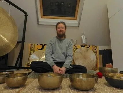 Sheltered Nights - Tibetan Singing Bowls And Thunderstorm