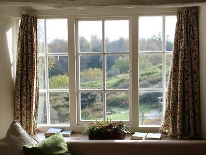 Shift Your Focus to the Pure Present Moment