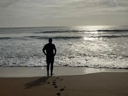 Short Grounding Meditation: Pause, Breathe, Reset