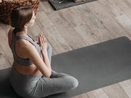 Short Guided Meditation To Ease Tension And Calm Your Mind