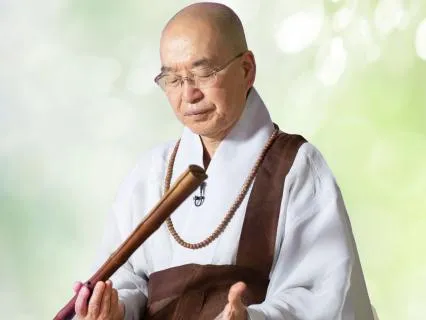 Should I Focus On Or Ignore Pain During Meditation?
