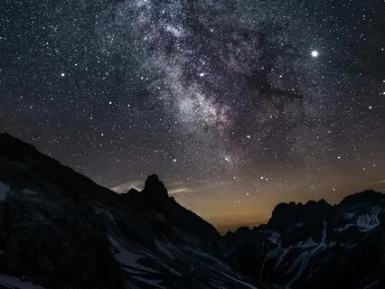 Silent Slumber: Ambient Music & Binaural Beats For Sleep