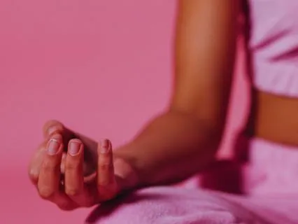 Simple 5 Minute Morning Yoga [Vocal Guidance]