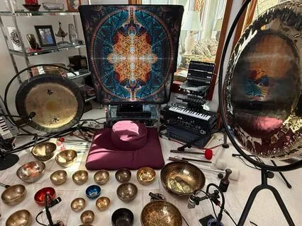 Singing Bowl Conversations With Gong 1