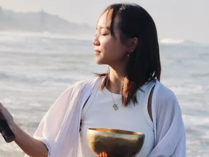 Singing Bowl Journey To Access Higher Consciousness
