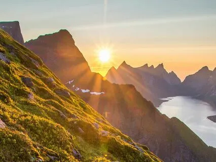 Sit Like A Mountain Meditation