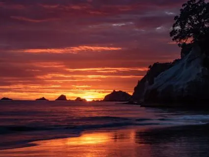 Sleep In Gratitude: Deep Rest Music (10 Hours)