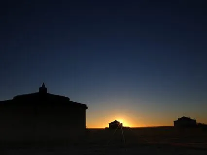 Sleep In Peace: Tranquil Night Rhythms