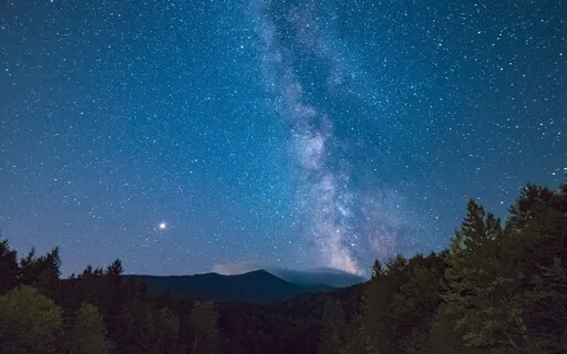 Sleep Oasis: Ambient Music To Create A Relaxing Environment